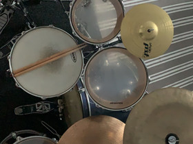 Pearl rumpusetti, Rummut, Musiikki ja soittimet, Isokyrö, Tori.fi Pearl rumpusetti, Rummut, Musiikki ja soittimet, Isokyrö, Tori.fi