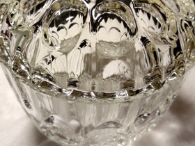 Kannellinen lasi kulho/sokerikko, Tarjoiluastiat, Keittiötarvikkeet ja astiat, Seinäjoki, Tori.fi Kannellinen lasi kulho/sokerikko, Tarjoiluastiat, Keittiötarvikkeet ja astiat, Seinäjoki, Tori.fi