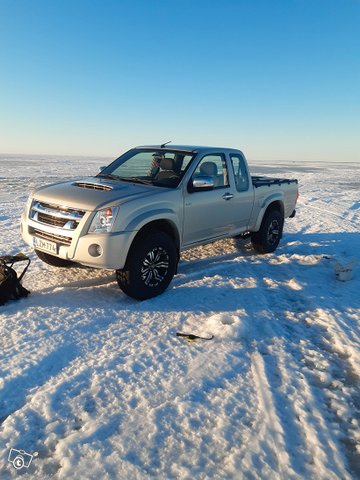 Isuzu D-Max 2