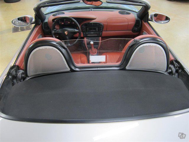 Porsche Boxster 14