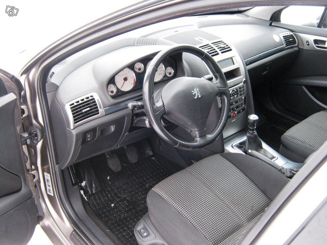 Peugeot 407 7