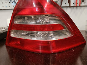 Mb C W203 sedan takavalot, Autovaraosat, Auton varaosat ja tarvikkeet, Raahe, Tori.fi Mb C W203 sedan takavalot, Autovaraosat, Auton varaosat ja tarvikkeet, Raahe, Tori.fi