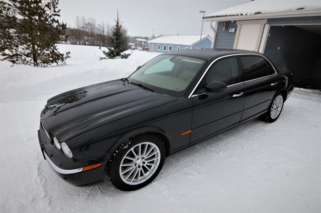 Jaguar XJ 5