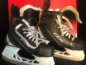 CCM luistimet, Jääkiekko ja luistelu, Urheilu ja ulkoilu, Kokkola, Tori.fi CCM luistimet, Jääkiekko ja luistelu, Urheilu ja ulkoilu, Kokkola, Tori.fi