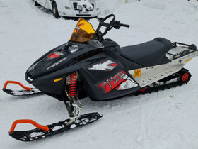 Skidoo Summit 550f -06, Moottorikelkat, Moto, Rovaniemi, Tori.fi Skidoo Summit 550f -06, Moottorikelkat, Moto, Rovaniemi, Tori.fi