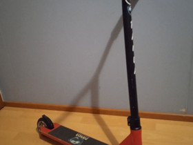 Pandan hyväkuntoinen scootti, Rullaluistelu ja skeittaus, Urheilu ja ulkoilu, Kokkola, Tori.fi Pandan hyväkuntoinen scootti, Rullaluistelu ja skeittaus, Urheilu ja ulkoilu, Kokkola, Tori.fi