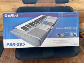 Kosketinsoitin, Pianot, urut ja koskettimet, Musiikki ja soittimet, Lapinlahti, Tori.fi Kosketinsoitin, Pianot, urut ja koskettimet, Musiikki ja soittimet, Lapinlahti, Tori.fi