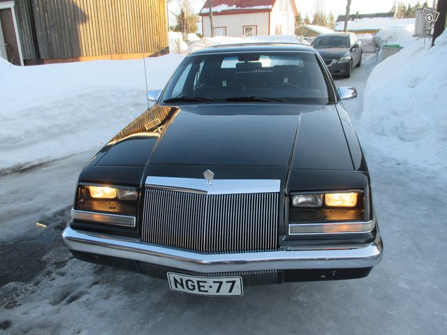 Chrysler Imperial 6