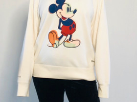 Uniqlon Mikki-collegepaita, Vaatteet ja kengät, Siuntio, Tori.fi Uniqlon Mikki-collegepaita, Vaatteet ja kengät, Siuntio, Tori.fi