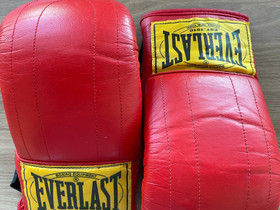 Everlast nyrkkeilyhanskat, Kamppailulajit, Urheilu ja ulkoilu, Pori, Tori.fi Everlast nyrkkeilyhanskat, Kamppailulajit, Urheilu ja ulkoilu, Pori, Tori.fi