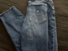 Tommy jeans farkut w30, Vaatteet ja kengät, Ii, Tori.fi Tommy jeans farkut w30, Vaatteet ja kengät, Ii, Tori.fi