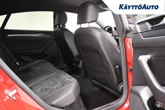 VOLKSWAGEN Arteon 22