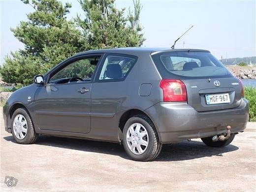 Toyota Corolla 4