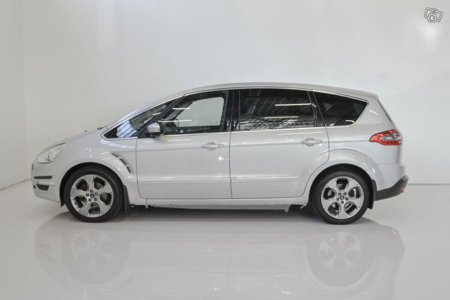 Ford S-MAX 6
