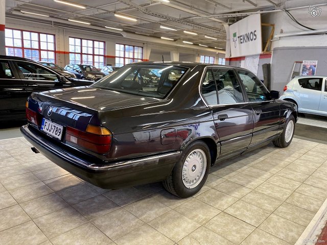 BMW 730 3