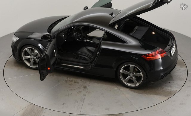 Audi TT RS 11