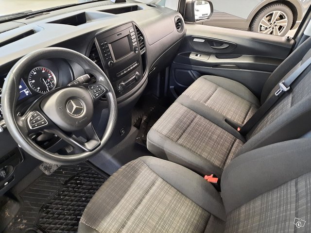MERCEDES-BENZ VITO 9