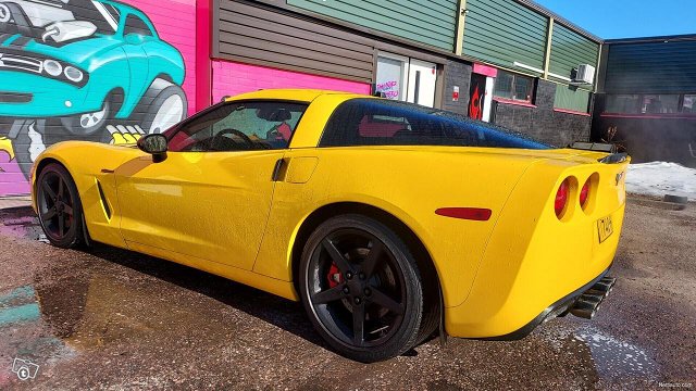 Chevrolet Corvette 4