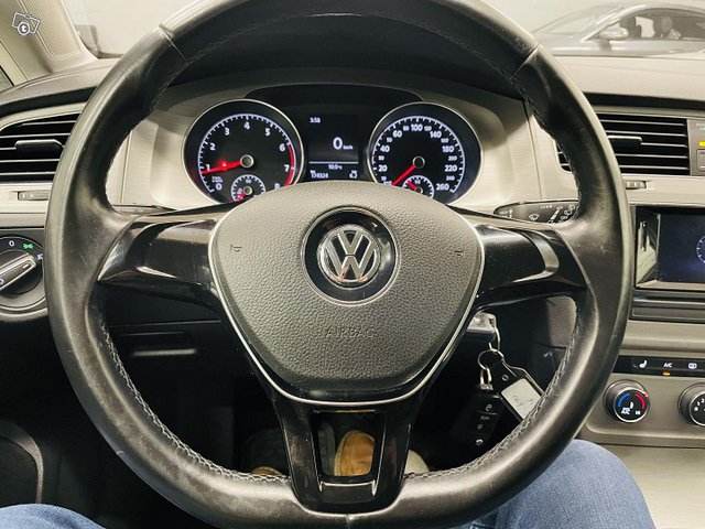 Volkswagen Golf 14