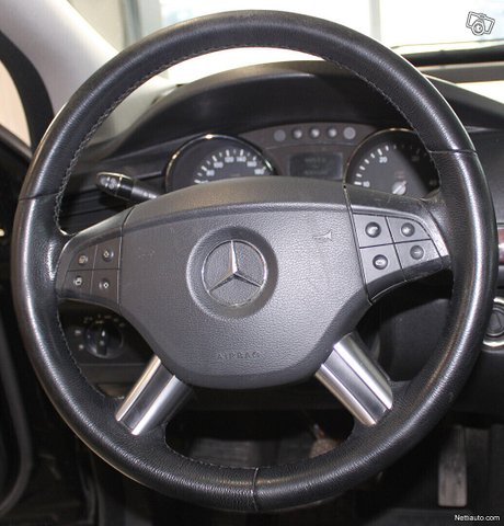 Mercedes-Benz R 16