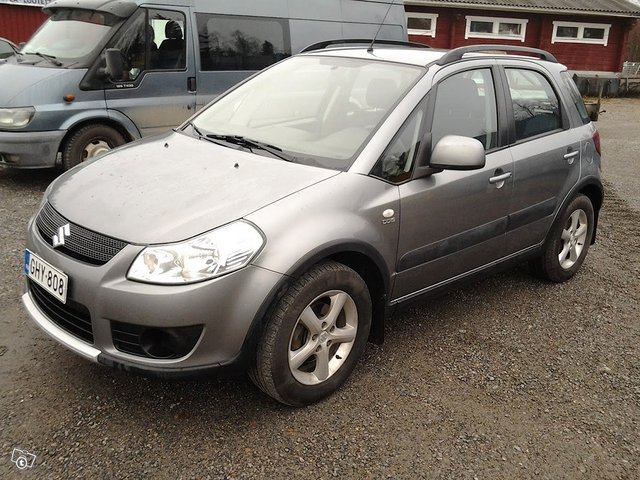 Suzuki SX4