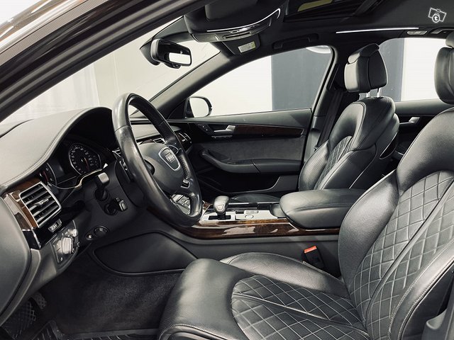 Audi A8 5