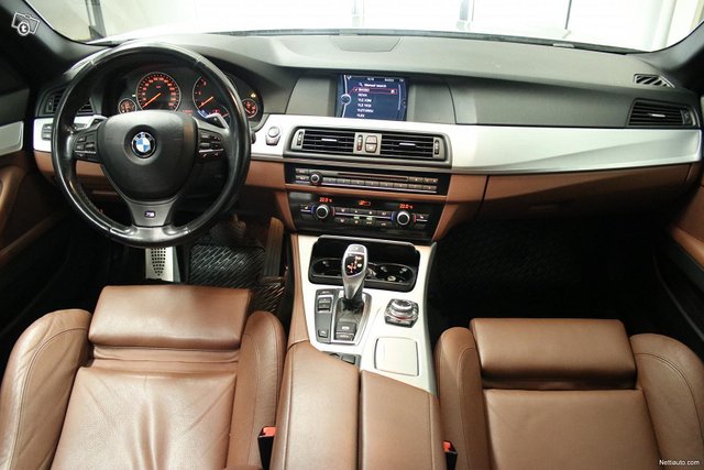 BMW 520 13