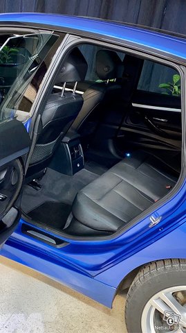 BMW 330 Gran Turismo 8