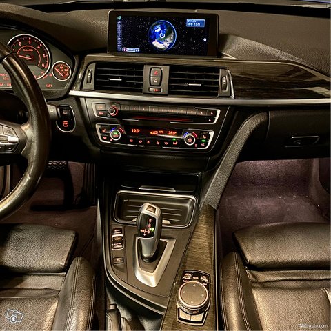 BMW 330 Gran Turismo 12
