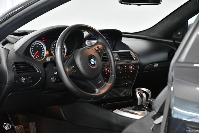 BMW M6 10