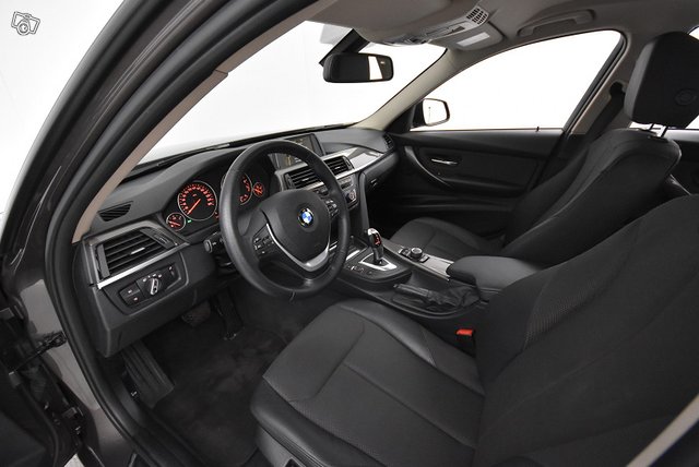 BMW 3-SARJA 18