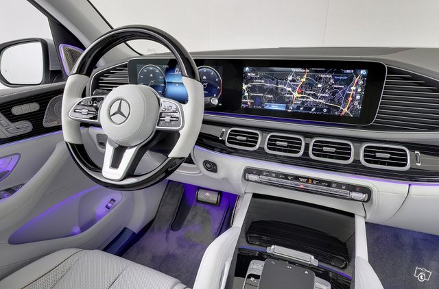 Mercedes-Benz GLS 13