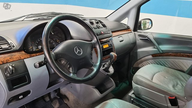 Mercedes-Benz Viano 7