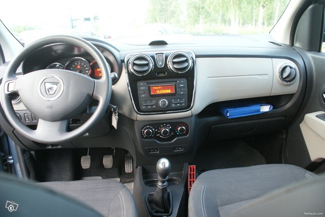 Dacia Lodgy 8
