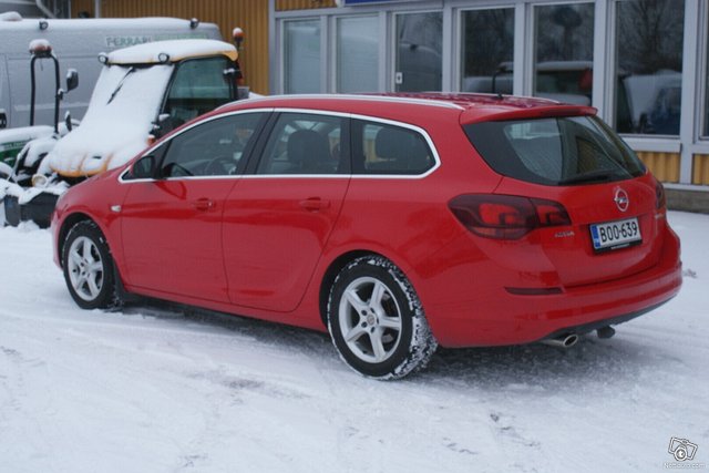 Opel Astra 4