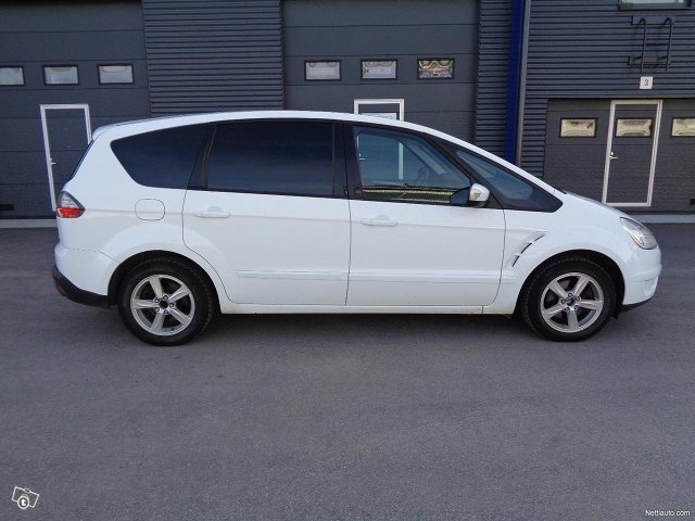 Ford S-MAX 4
