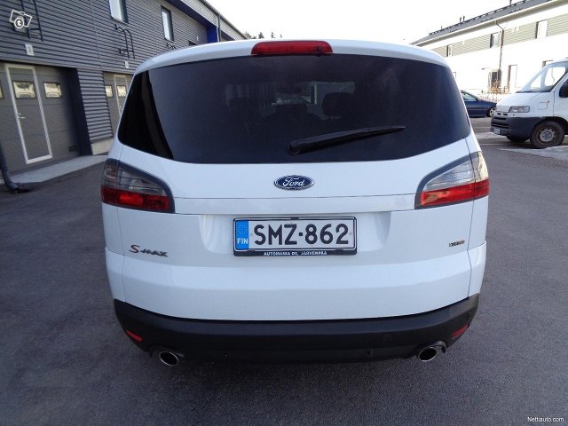 Ford S-MAX 8