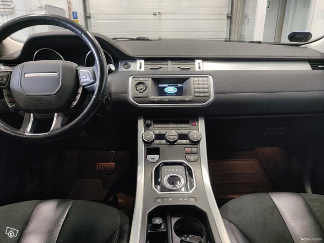 Land Rover Range Rover Evoque 14