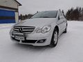 Mercedes-Benz R
