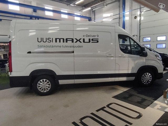 Maxus E-Deliver 9 1