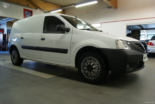 Dacia Logan Van 4
