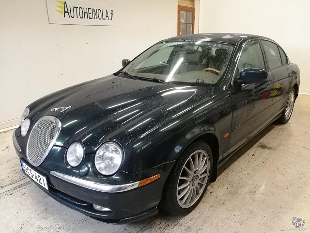 Jaguar S-Type 1