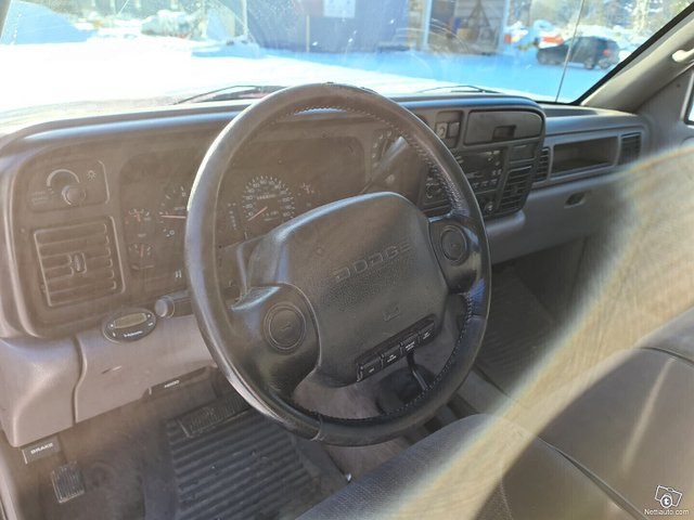 Dodge Ram 2500 9