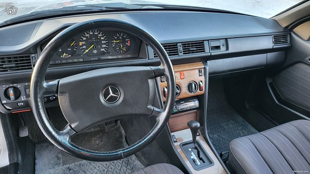 Mercedes-Benz CE 12