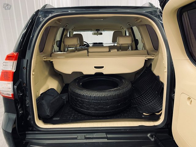 TOYOTA LAND CRUISER 14