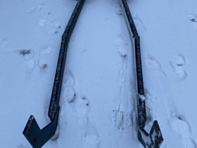 Maatilakaivurin Runkosovite, Naaraspari (8), Maatalouskoneet, Työkoneet ja kalusto, Veteli, Tori.fi Maatilakaivurin Runkosovite, Naaraspari (8), Maatalouskoneet, Työkoneet ja kalusto, Veteli, Tori.fi
