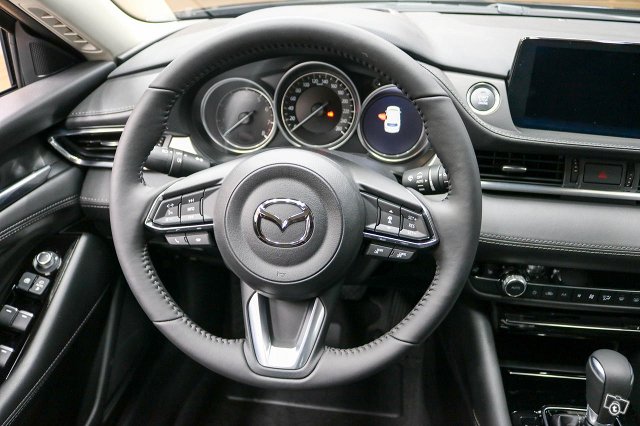 Mazda Mazda6 10