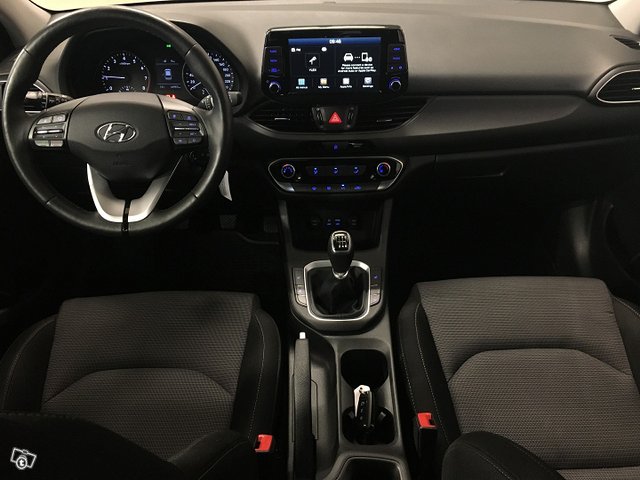 Hyundai I30 Hatchback 8