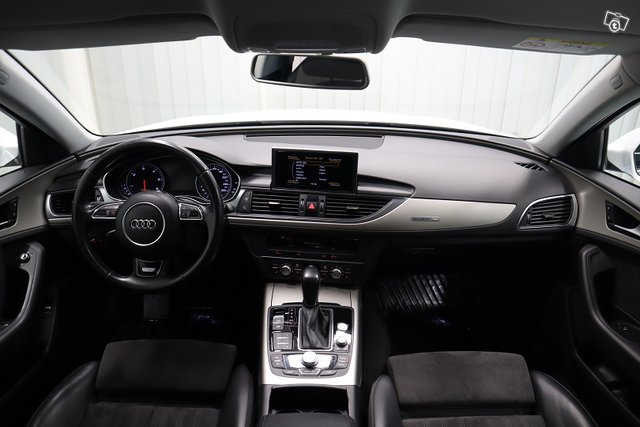 Audi A6 Allroad Quattro 5