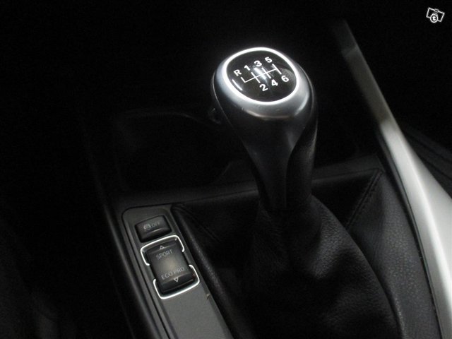 BMW 120 8
